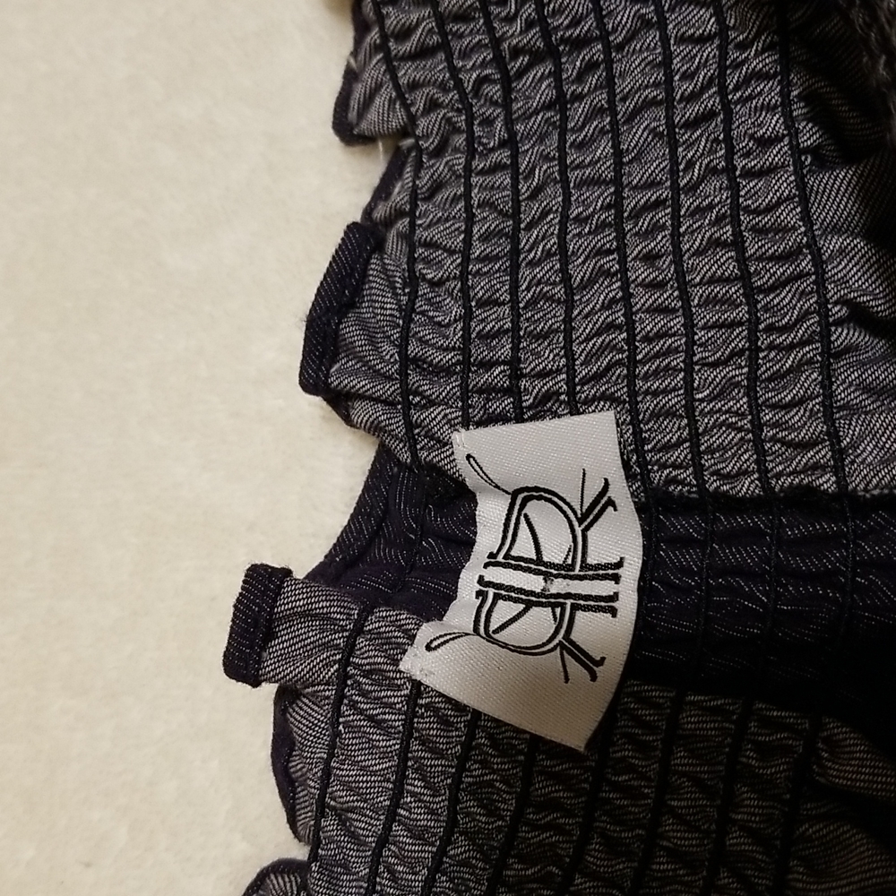 Double R brand shorts - Picture 3 of 8